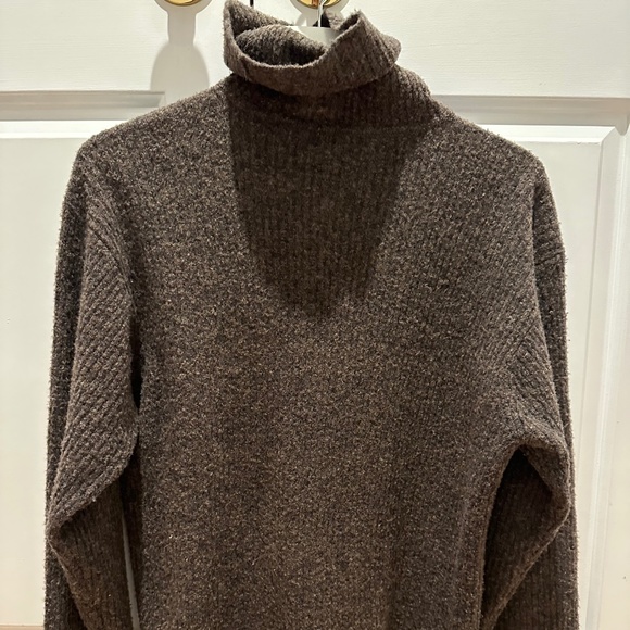 Giorgio Armani Le Collezioni Sweater - Picture 1 of 8